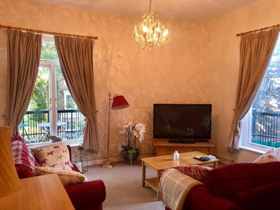 Spacious Apartment In The Heart Of Camden Town Лондон Экстерьер фото